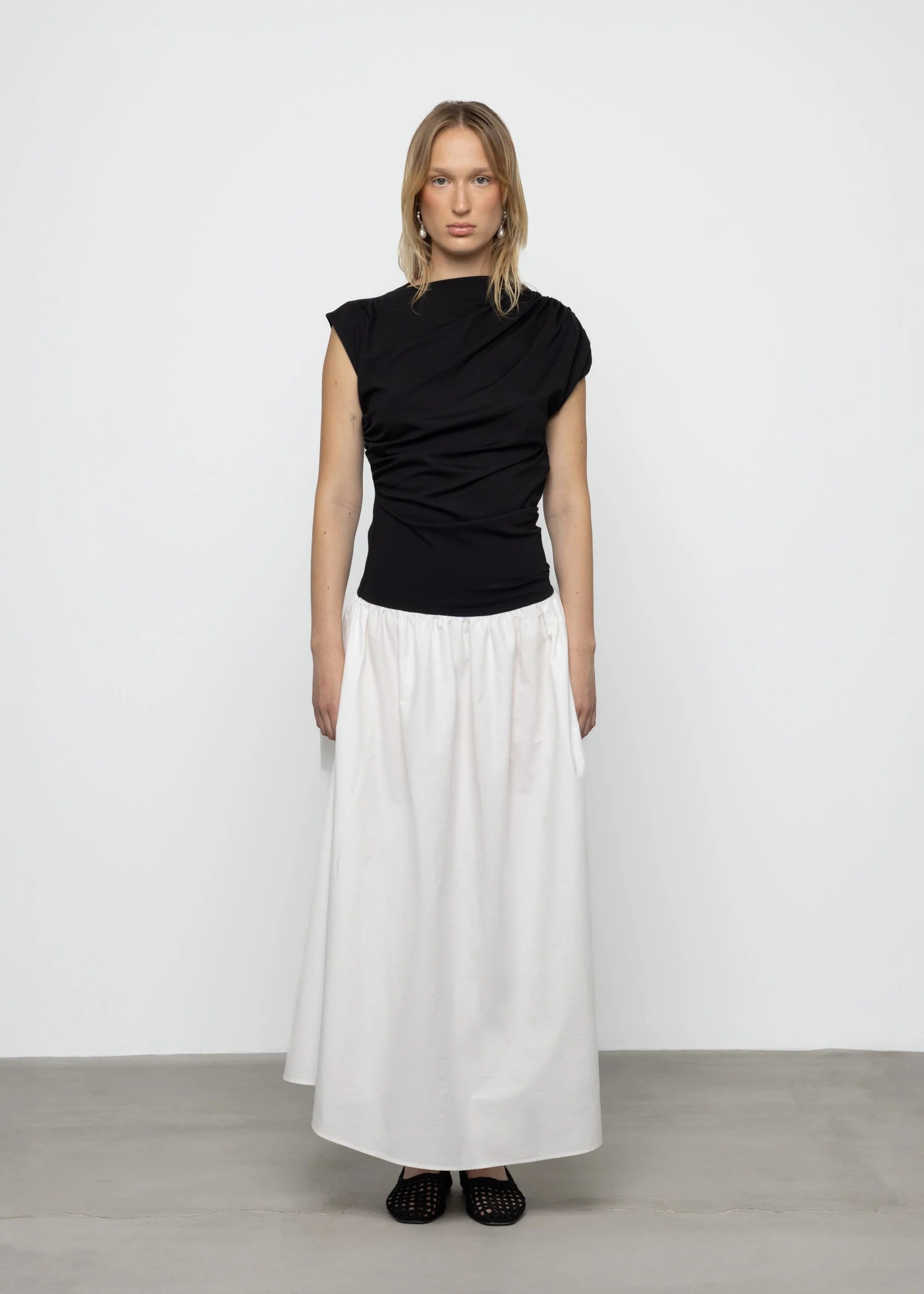 šaty Two-Tone Draped Maxi Dress