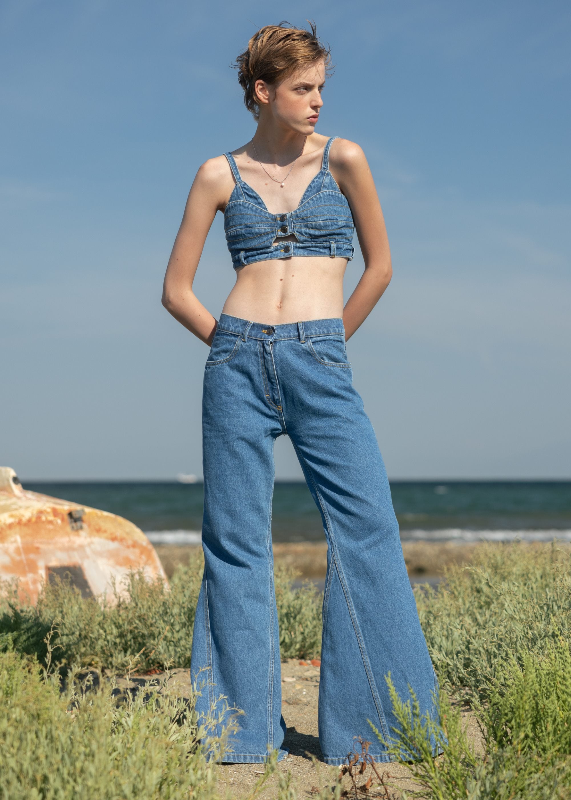 Flared denim pants