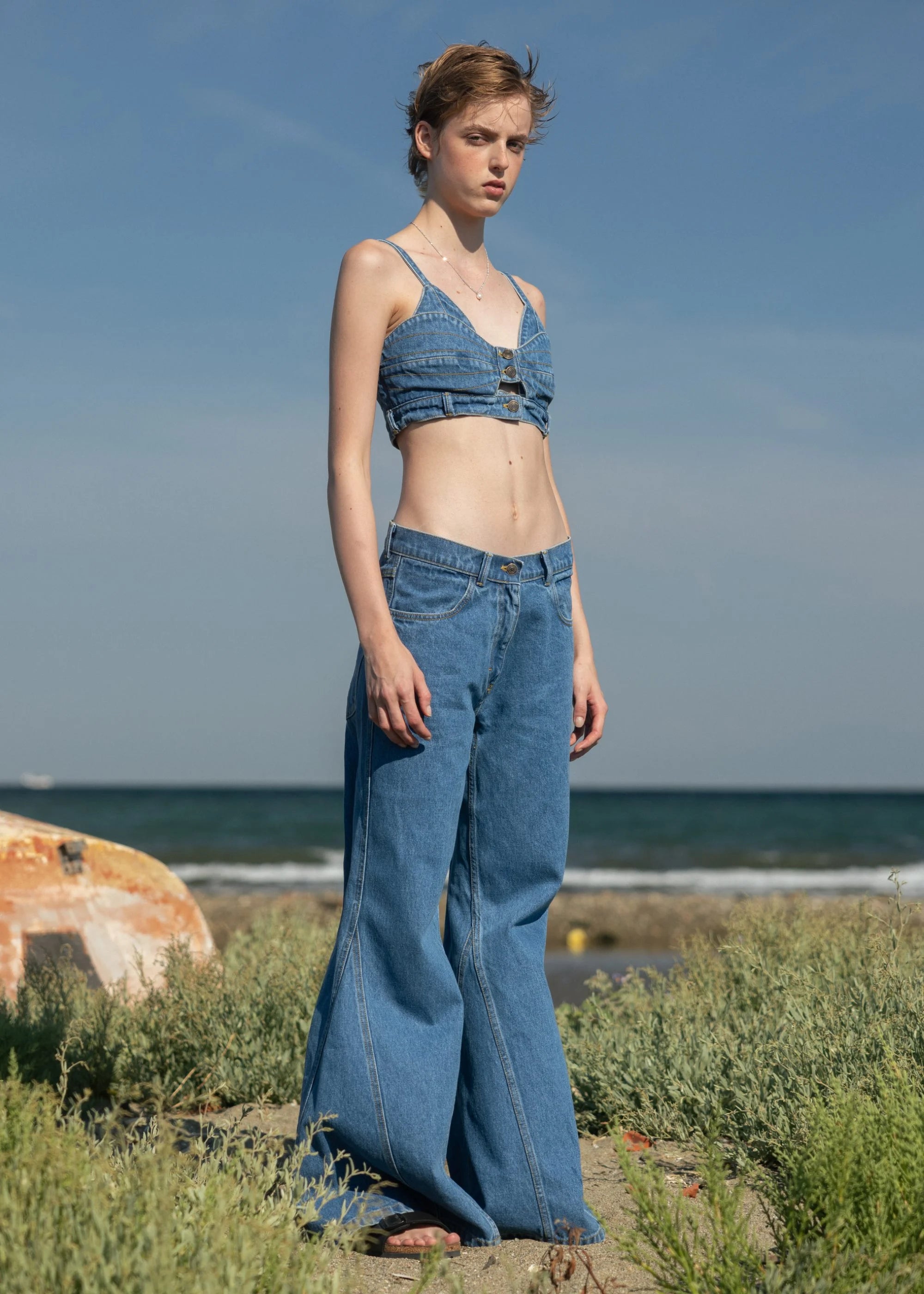 Flared denim pants