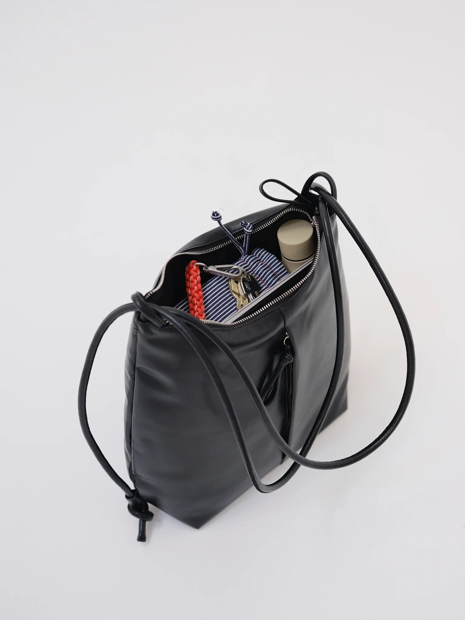 Elio Bag Black