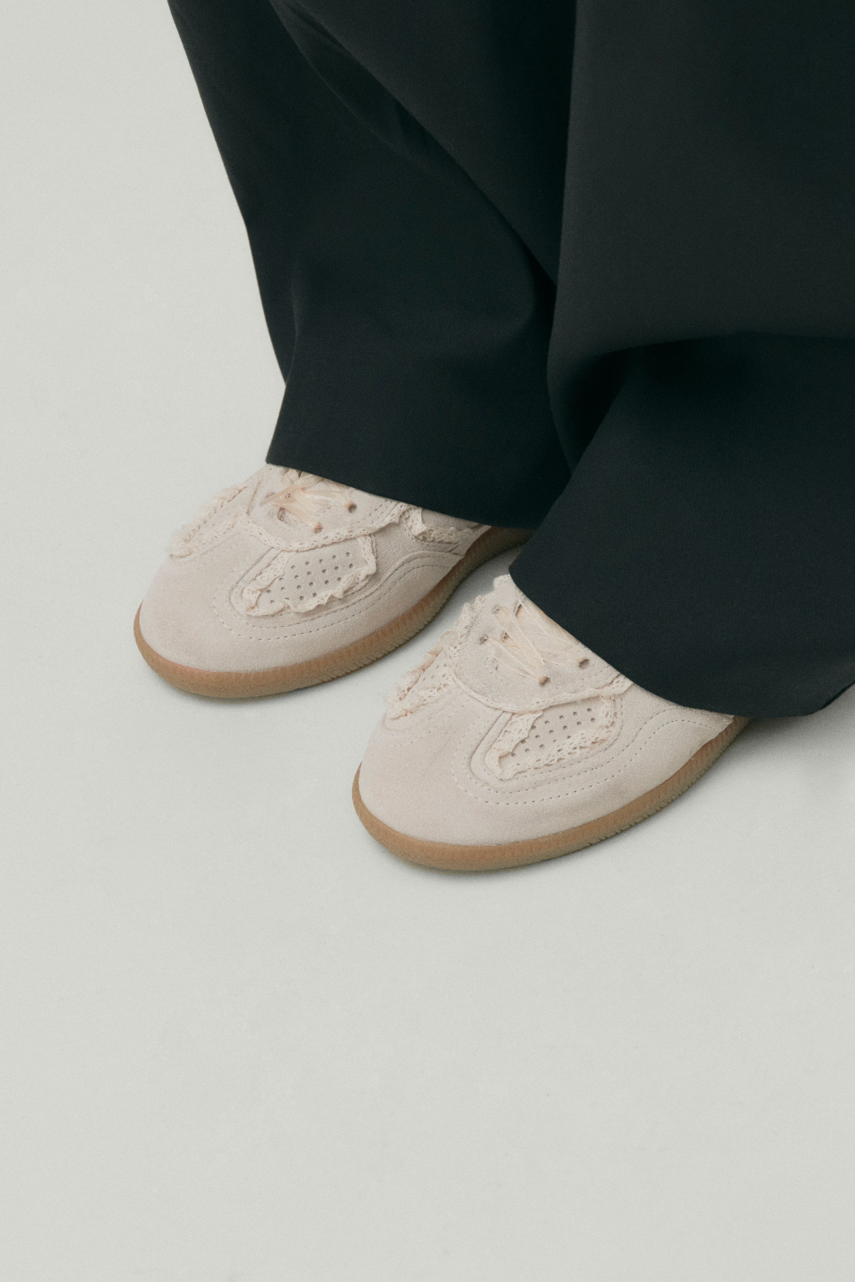 sneakers TB. 490 crochet cream leather