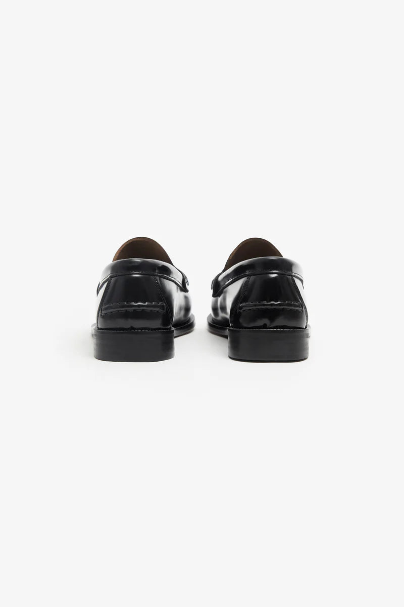 Vega antique black moccasins