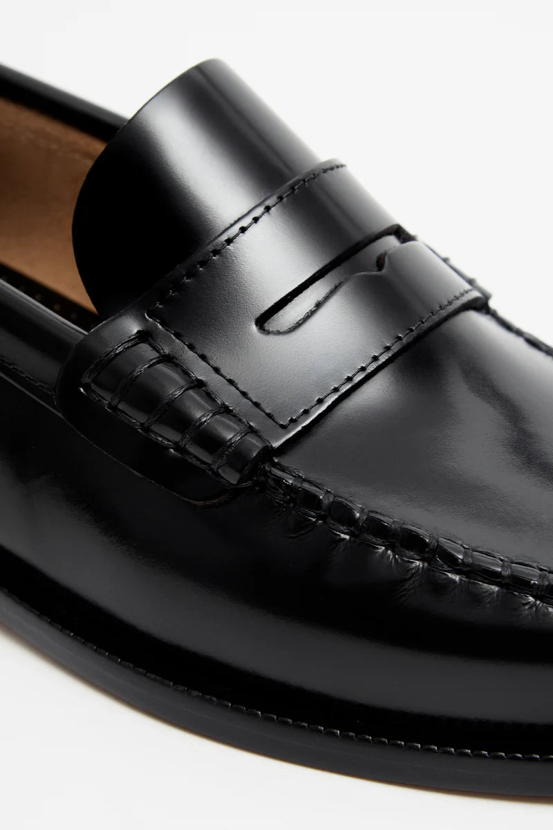 Vega antique black moccasins