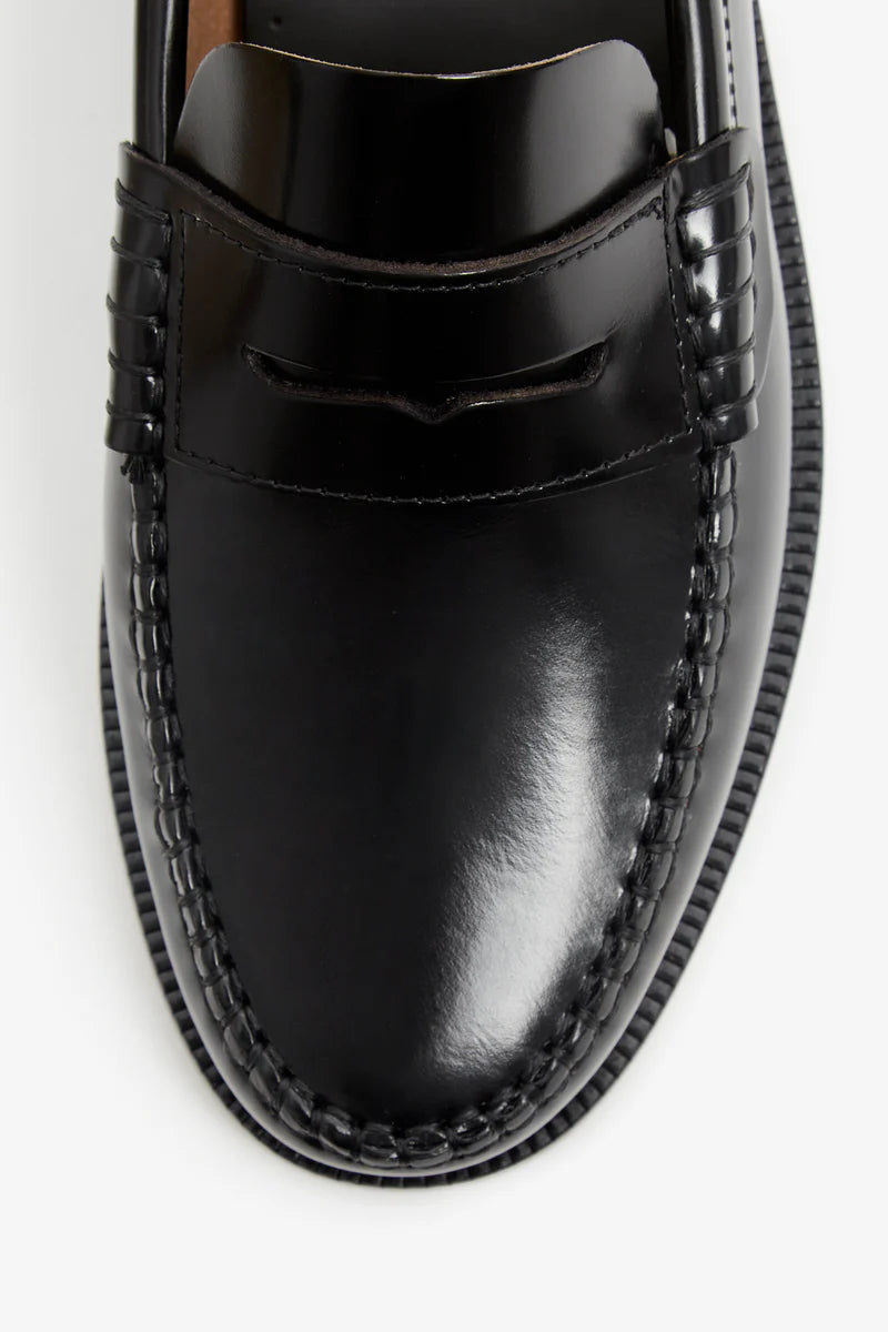 Vega antique black moccasins