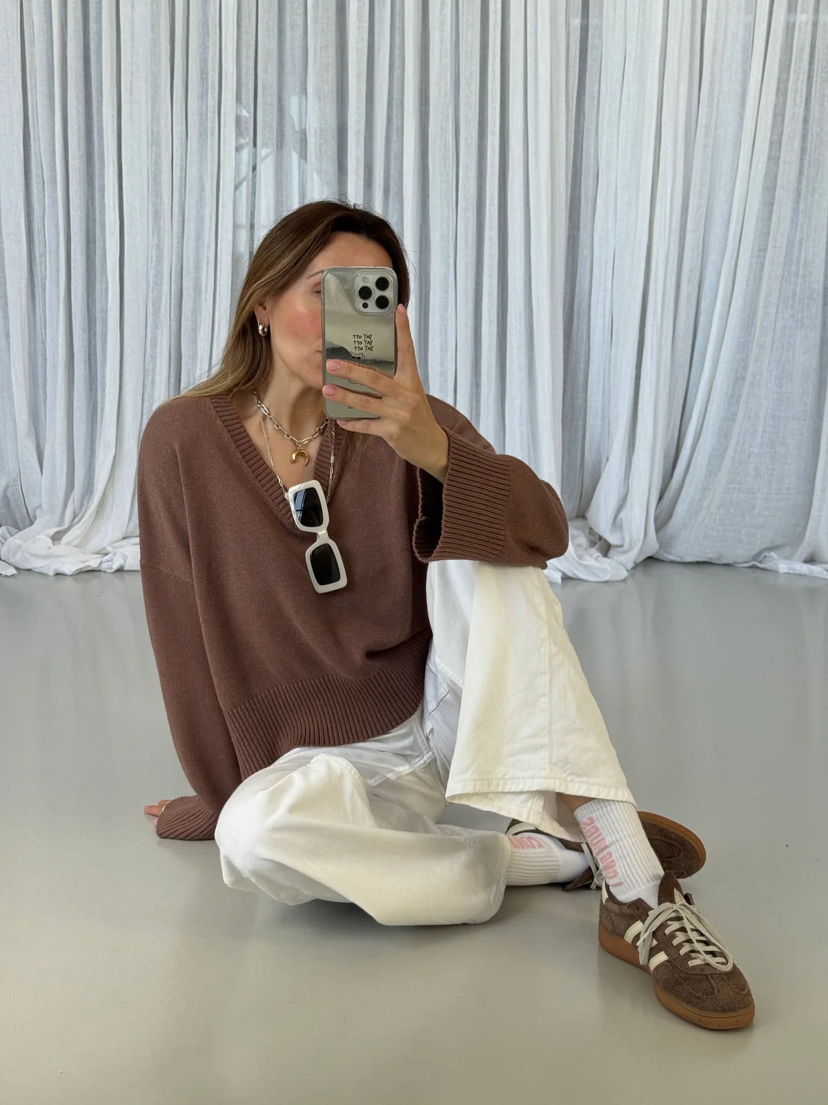 Isabelle V-neck Sweater Nougat