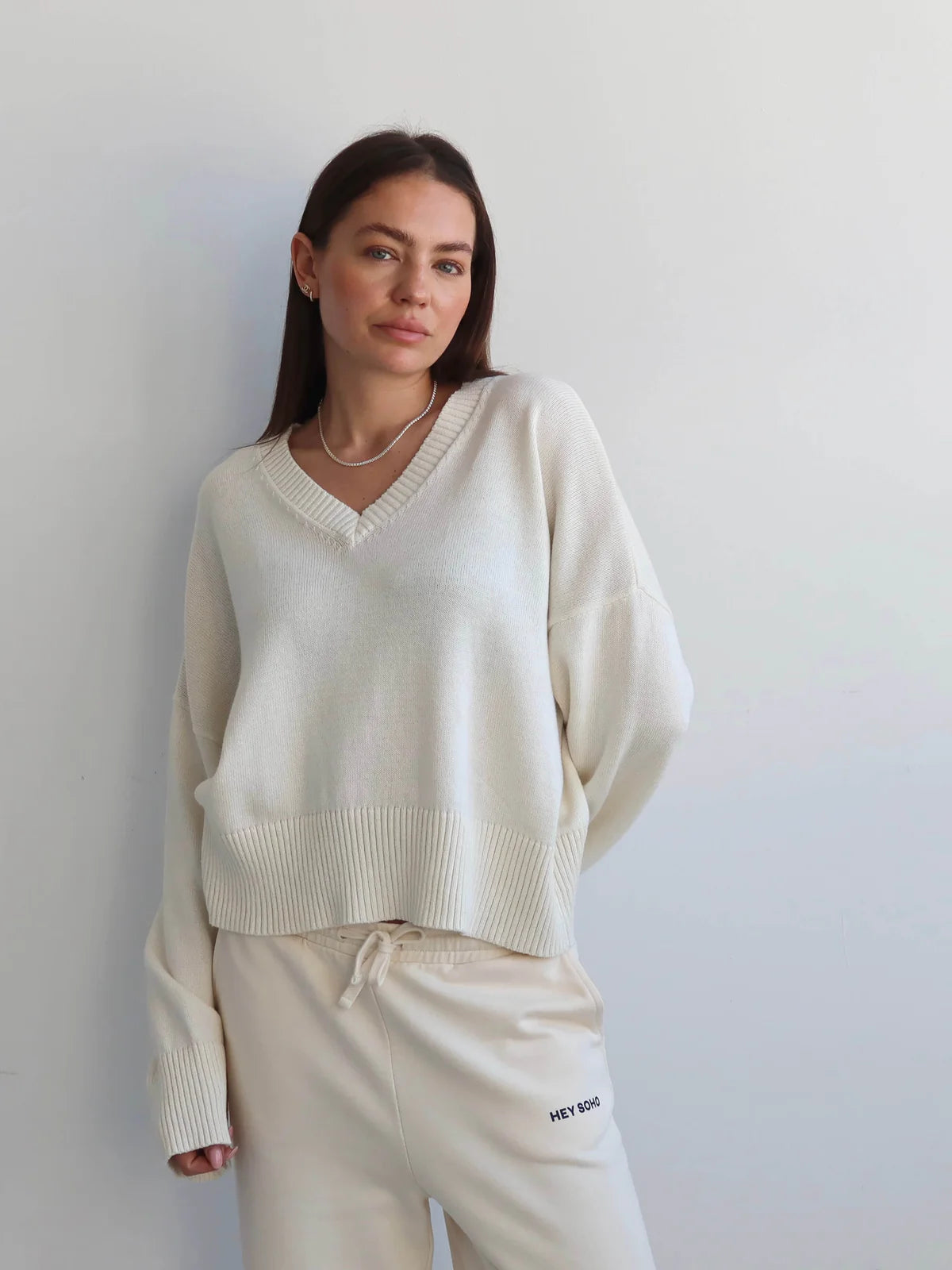 isabelle v-neck sweater off-white