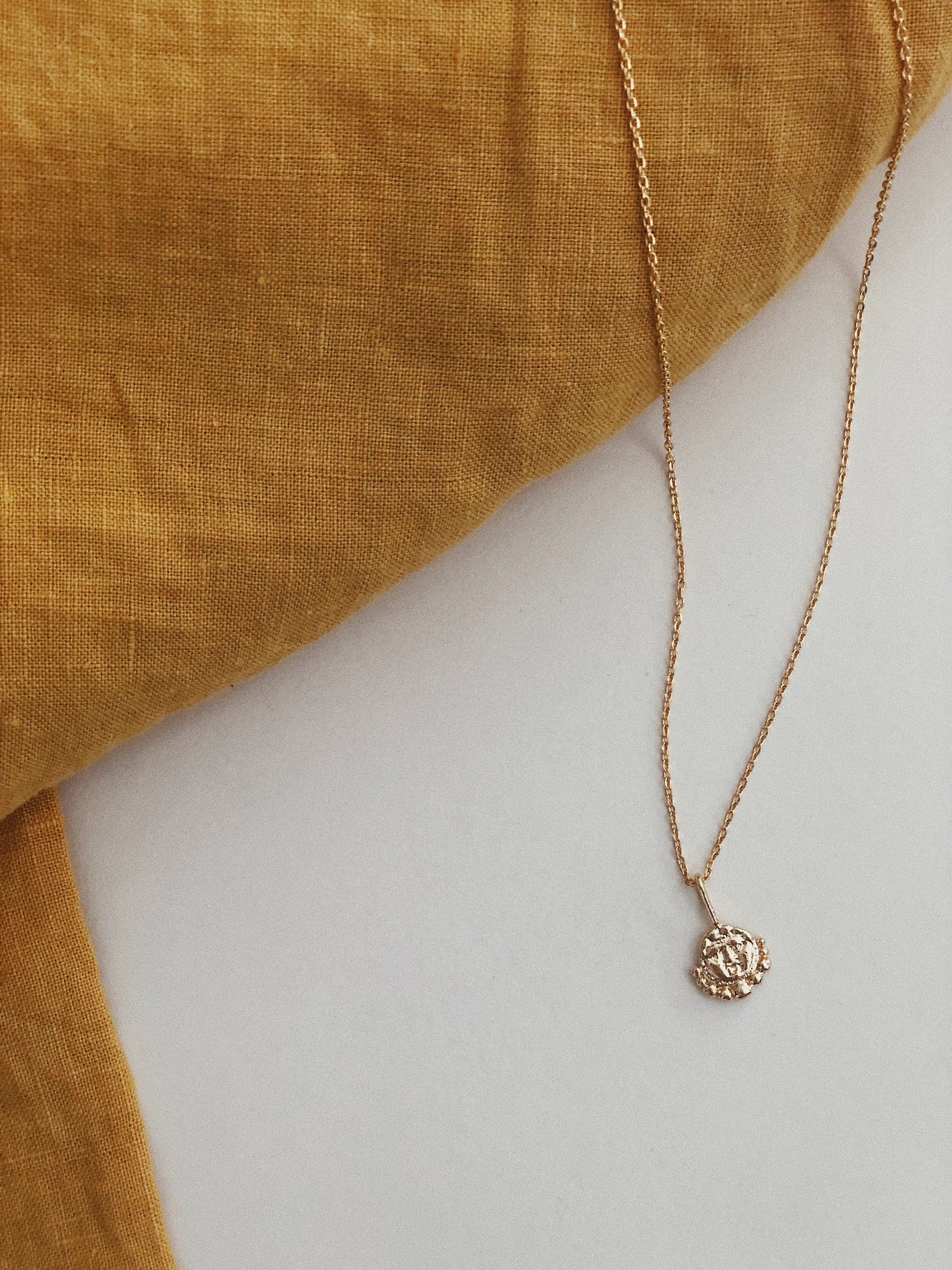 Gorgon Protection amulet 24k vermeil 
